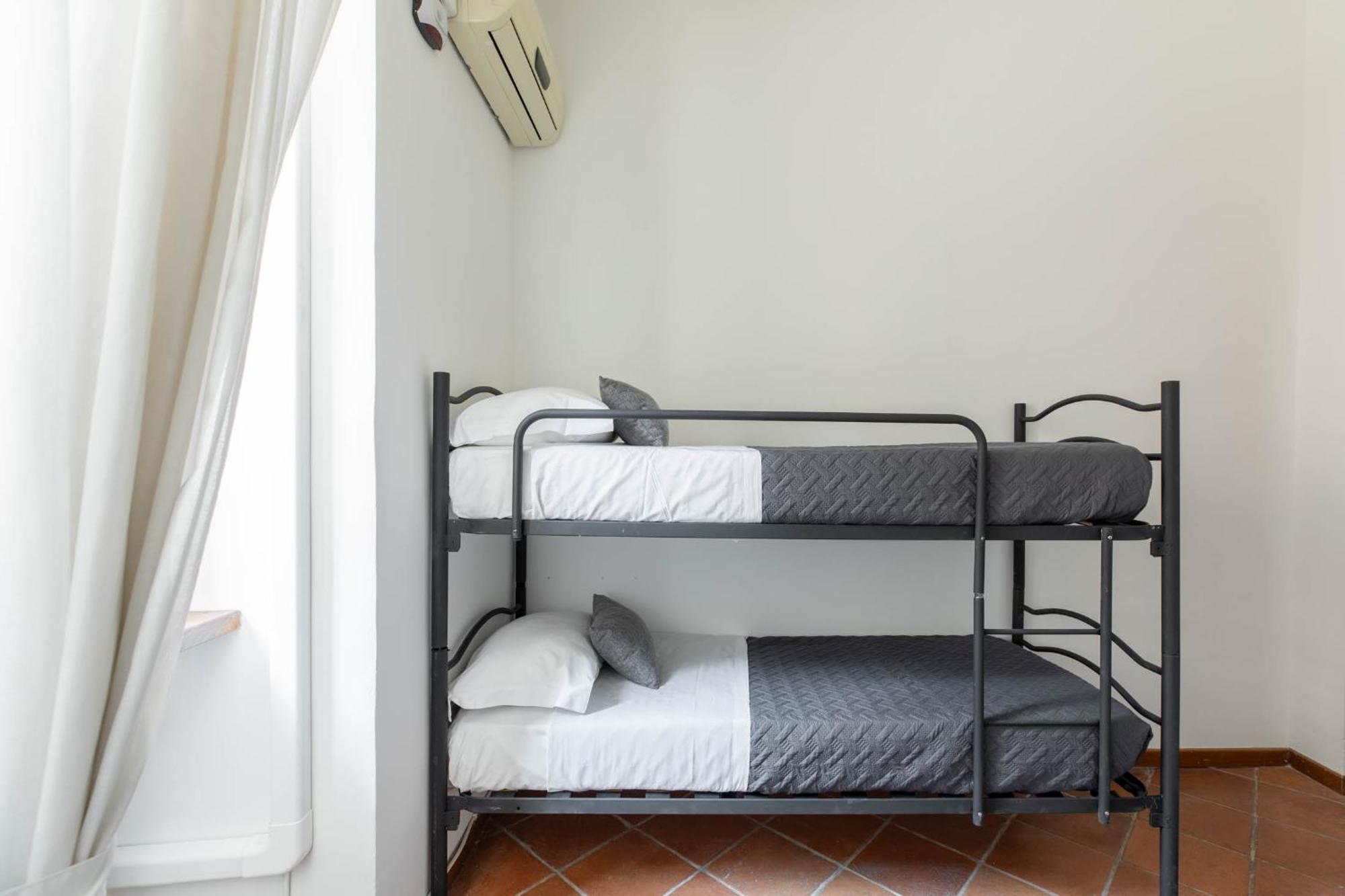 Iflat Pantheon'S Roomy And Friendly Apartment Рим Экстерьер фото
